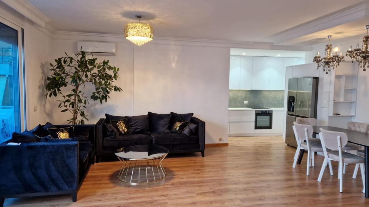 Pirro Luxury Apartment Sarandë Buitenkant foto