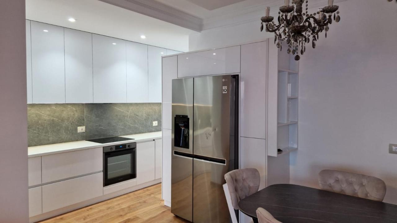Pirro Luxury Apartment Sarandë Buitenkant foto